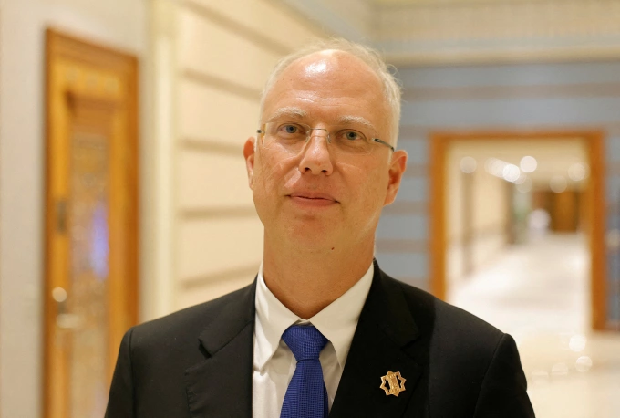 Giám đốc RDIF Kirill Dmitriev trước cuộc gặp Mỹ - Nga tại Riyadh, Arab Saudi ngày 18/2. Ảnh: Reuters