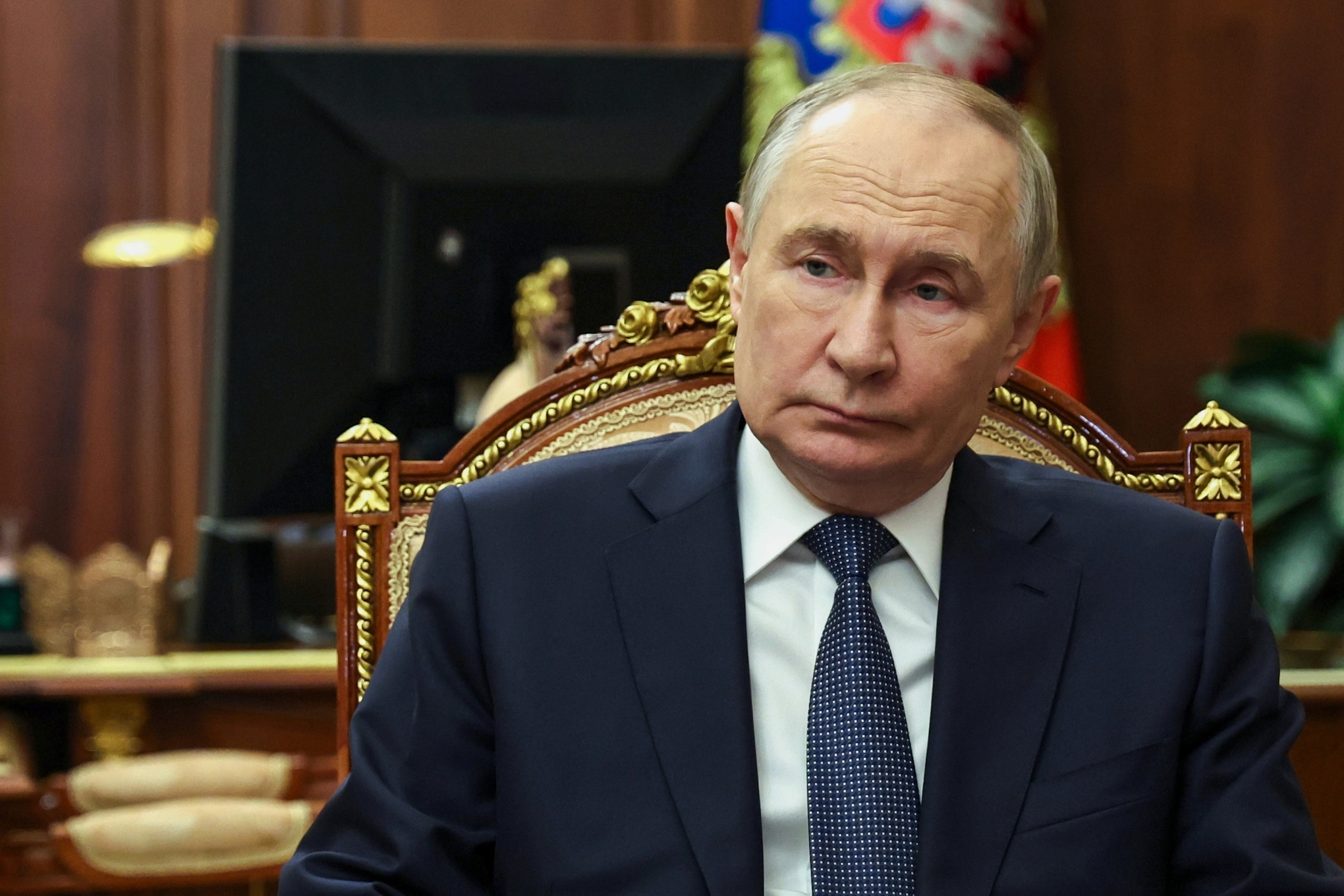 Ông Putin cáo buộc Ukraine chần chừ giải quyết xung đột - Báo VnExpress