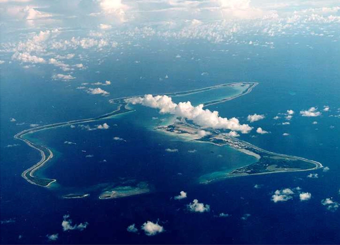 Diego Garcia, hòn đảo lớn nhất trong quần đảo Chagos và là nơi đặt căn cứ không quân chiến lược của Mỹ và Anh ở Ấn Độ Dương. Ảnh: Reuters
