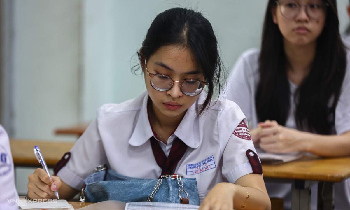 Giới hạn 10 nguyện vọng đại học là 'đẩy phần khó' cho thí sinh