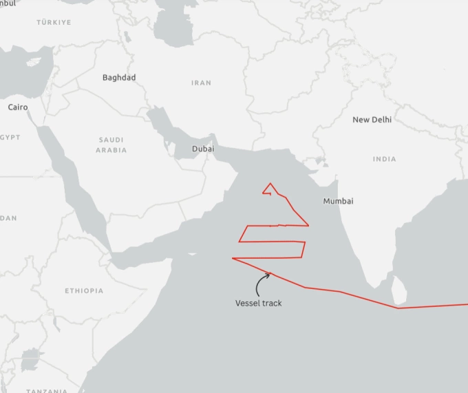 Hướng di chuyển của tàu Đại dương 1 tính đến ngày 31/1. Đồ họa: Newsweek