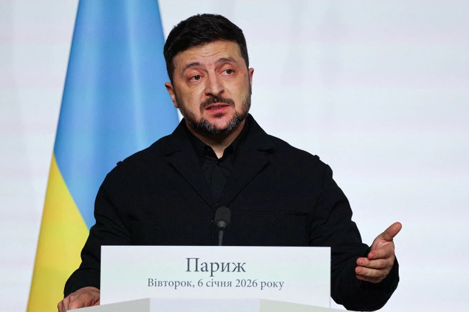 Tổng thống Ukraine Volodymyr Zelensky tại cuộc họp báo ở Paris, Pháp ngày 6/1. Ảnh: AFP