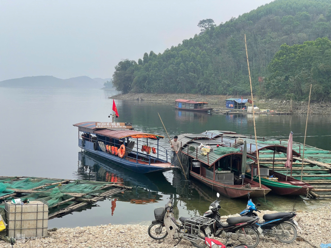 Bến thuyền nơi tàu chở 22 người rời đi trước khi bị tàu đá đâm trúng. Ảnh: Việt An