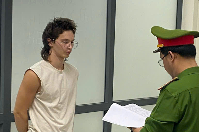 Mitrofanov Valerii tại cơ quan công an. Ảnh: Thành Huynh