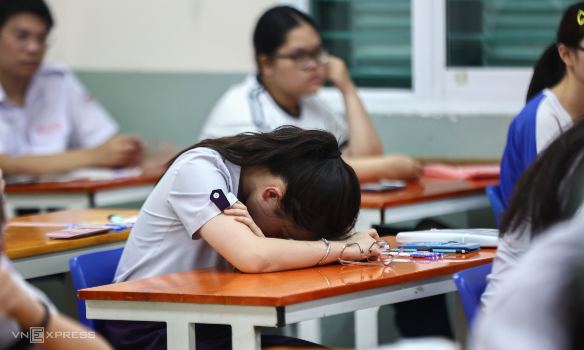 Đường nào cho thí sinh thi tốt nghiệp dưới 15 điểm?