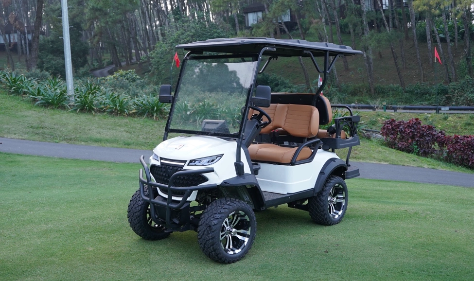 Xe điện Go Venture thiết kế gầm cao phục vụ di chuyển đa địa hình. Ảnh: Gio Mobi