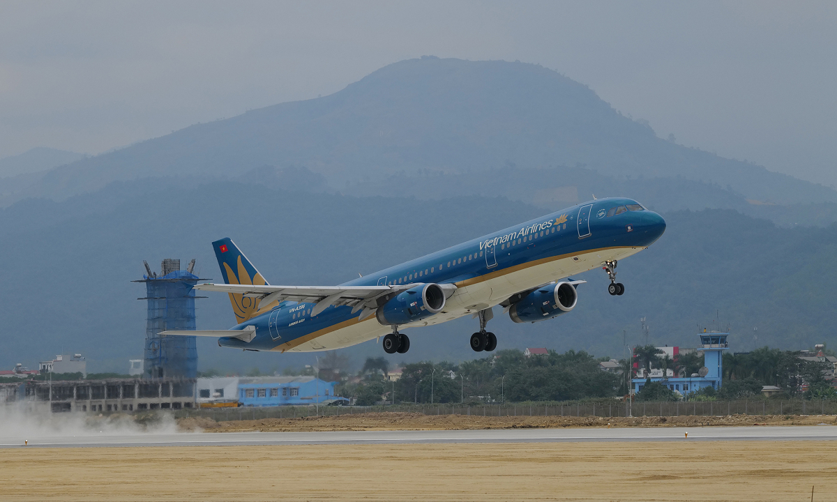 Hàng không đối mặt áp lực tăng chi phí do xung đột ở Trung Đông