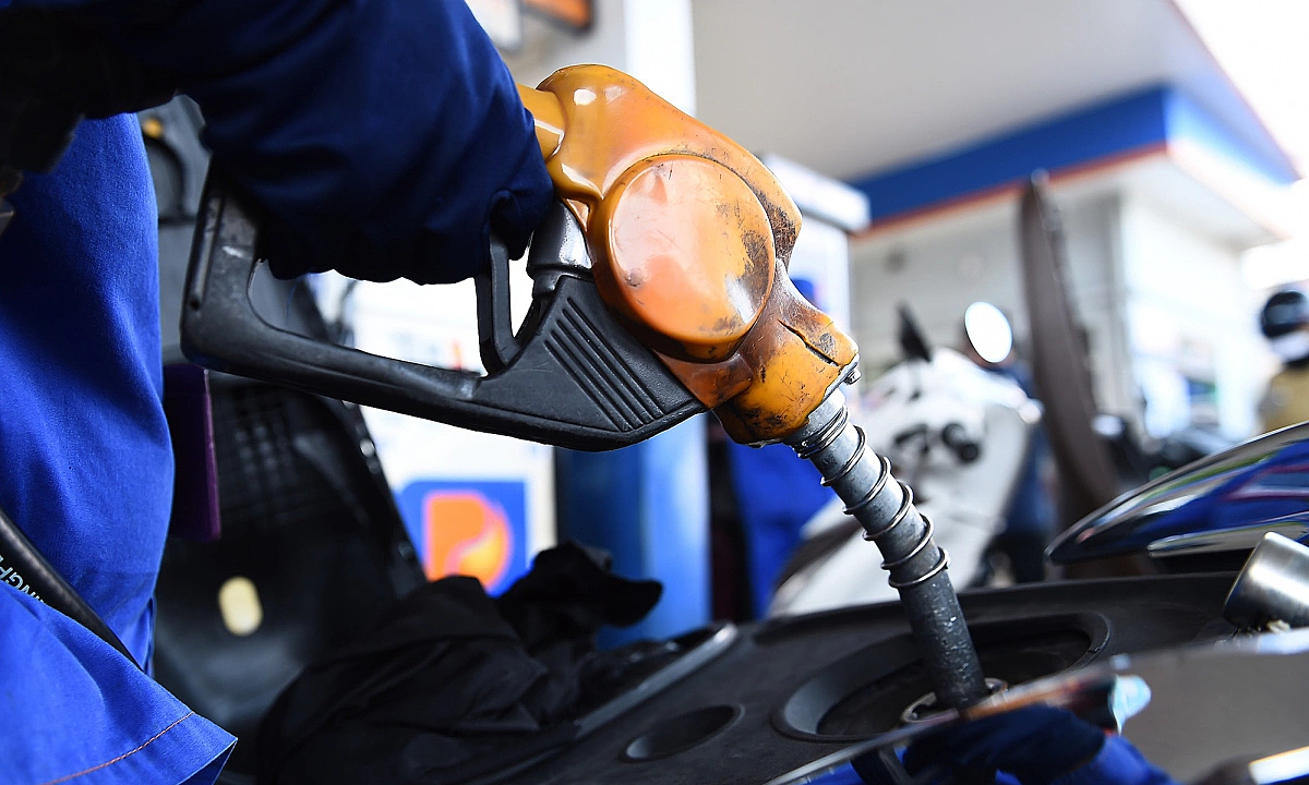 Người dân nước nào tiêu thụ xăng nhiều nhất thế giới?