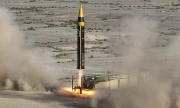 Iran tuyên bố chuyển sang tập kích bằng tên lửa mang đầu đạn trên một tấn