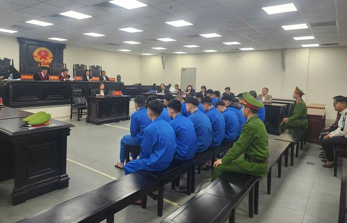 Các bị cáo tại tòa. Ảnh: Danh Lam