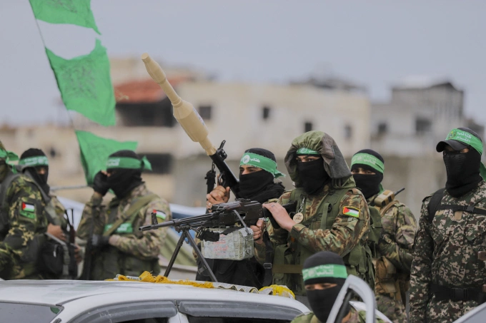 Các tay súng Hamas ở miền trung Gaza ngày tháng 2/2025. Ảnh: AFP