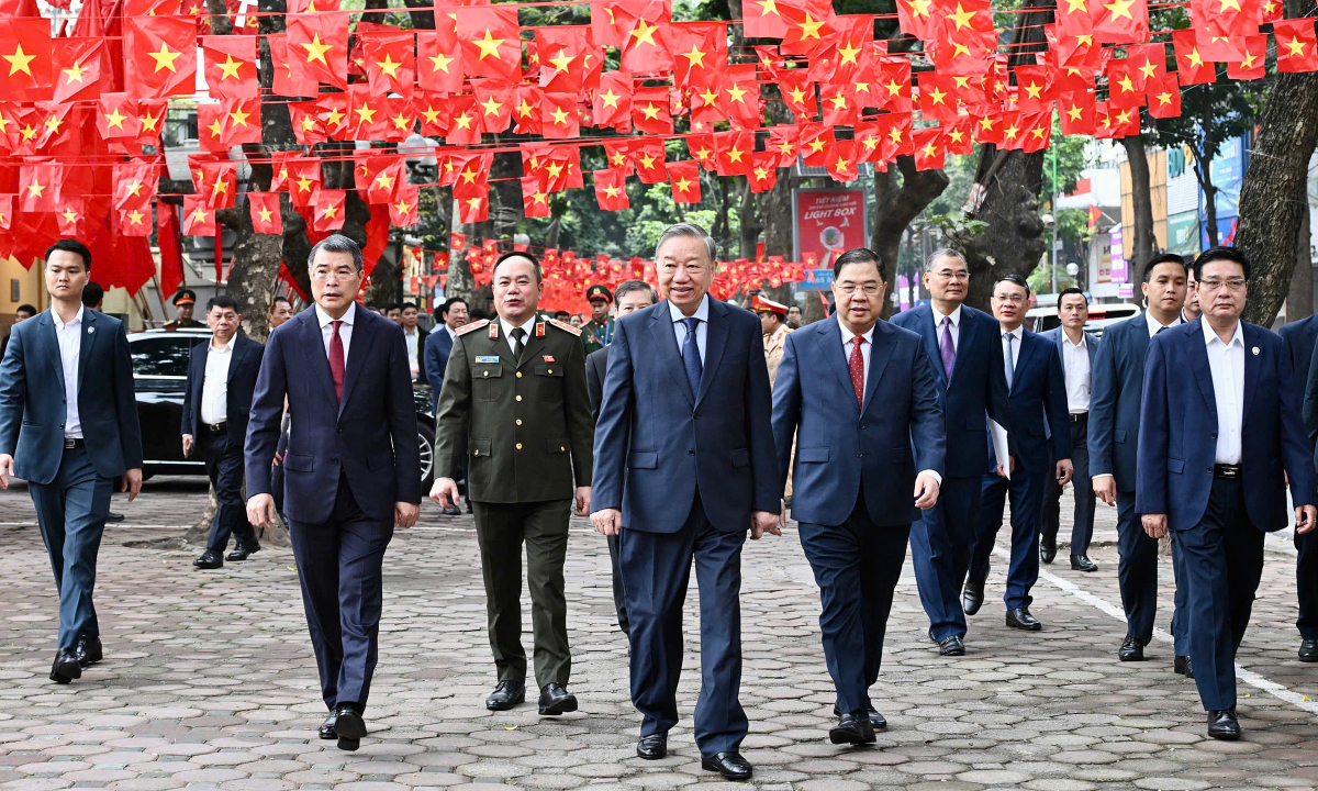 Lãnh đạo Đảng, Nhà nước thực hiện quyền bầu cử