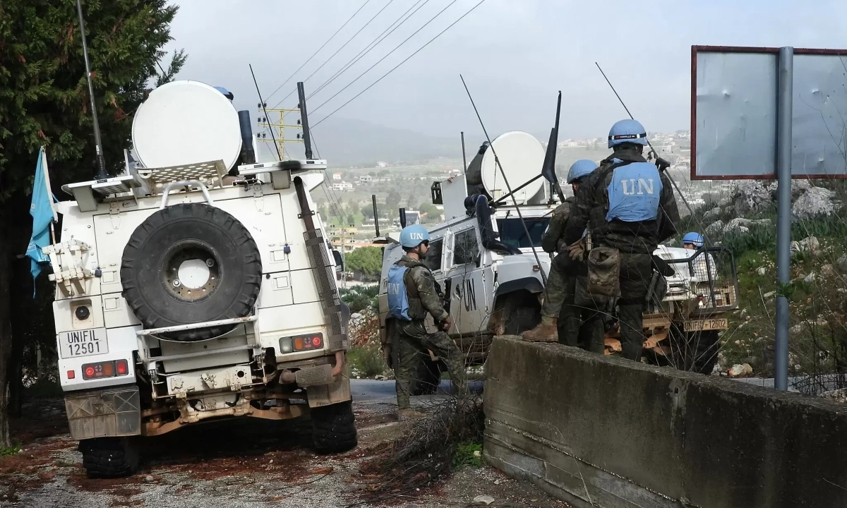 Xe tăng Israel bắn nhầm căn cứ LHQ ở Lebanon