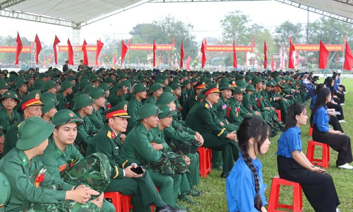 Thanh niên bị phạt 62,5 triệu đồng vì trốn nhập ngũ