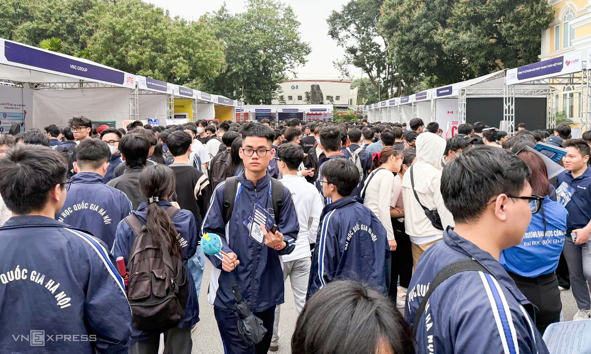 Sinh viên ĐH Công nghệ nhận lương tháng phổ biến 15-20 triệu đồng