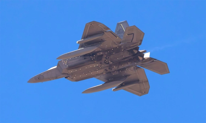 Biến thể nâng cấp F-22 Raptor 2.0 trong ảnh công bố ngày 21/3. Ảnh: X/JarodMHamilton