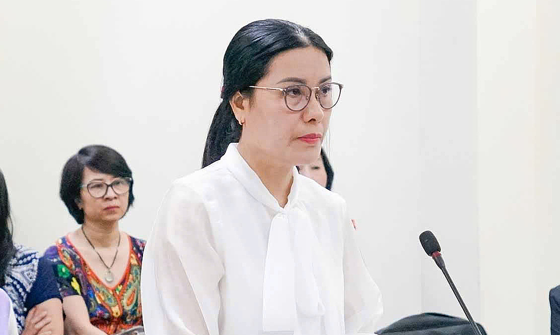 Cựu hiệu trưởng ở Hà Nội ra tòa trong vụ thu tiền học thêm sai quy định