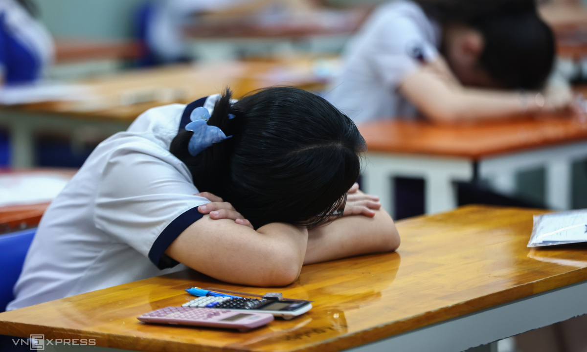 Học sinh 'tháo chạy' khỏi môn tự nhiên