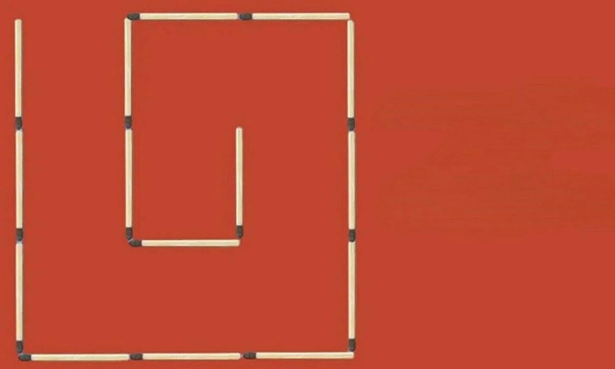 Di chuyển 3 que diêm để tạo thành 2 hình vuông?