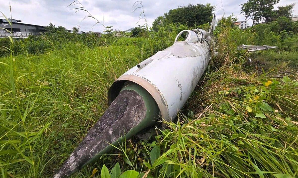Cà Mau tính phục dựng tiêm kích MiG-21 'bỏ quên' hơn 40 năm