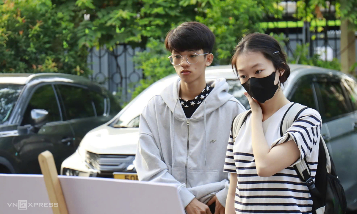 Vượt hàng trăm km về TP HCM 'săn' suất học trường Sư phạm