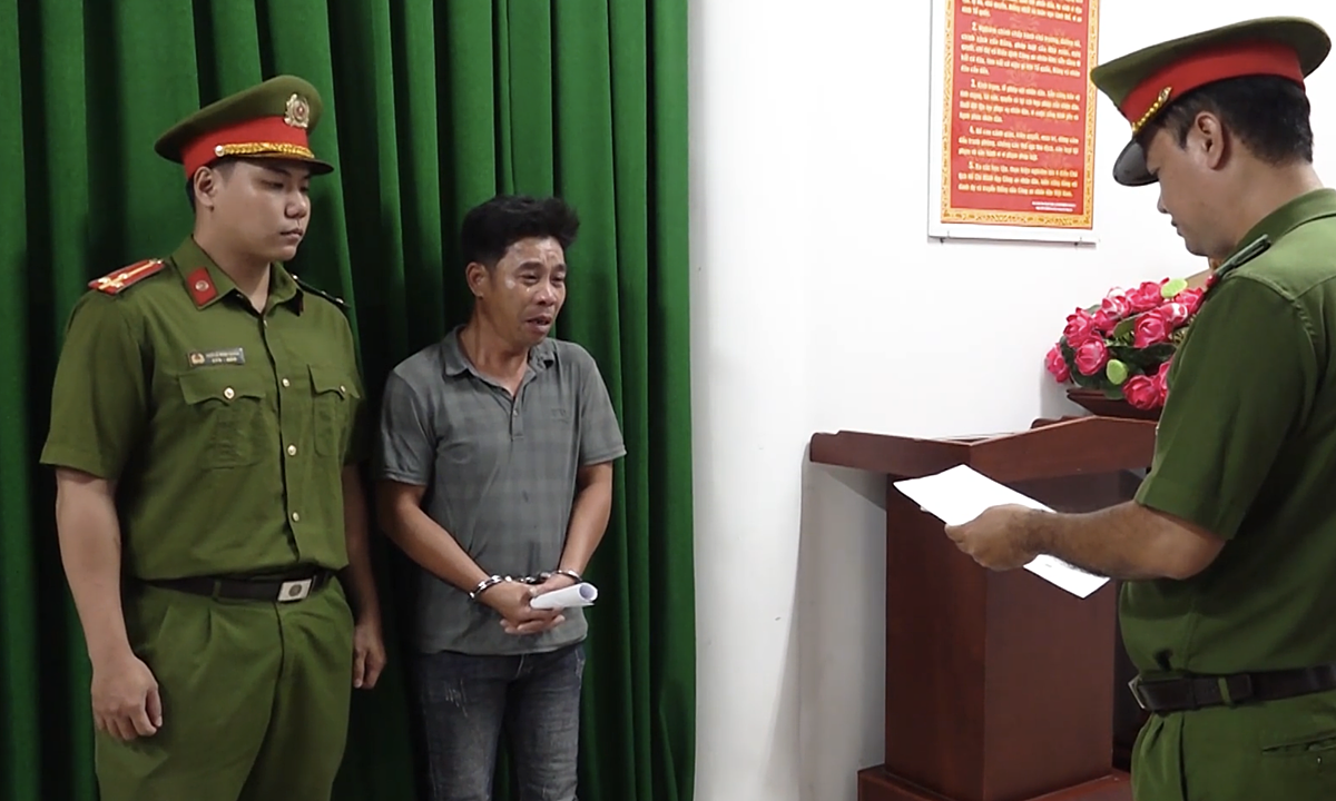 Hai 'cát tặc' làm thiếu tá công an hy sinh bị bắt