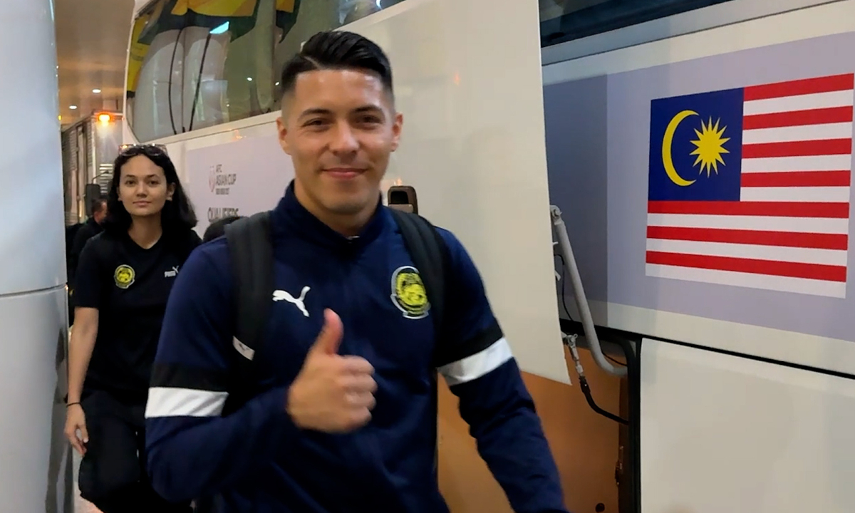 Tuyển Malaysia đến Hà Nội, chuẩn bị đấu Việt Nam