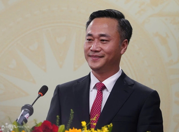 Tân Chủ tịch UBND tỉnh Khánh Hòa Nguyễn Việt Hùng. Ảnh: Bùi Toàn