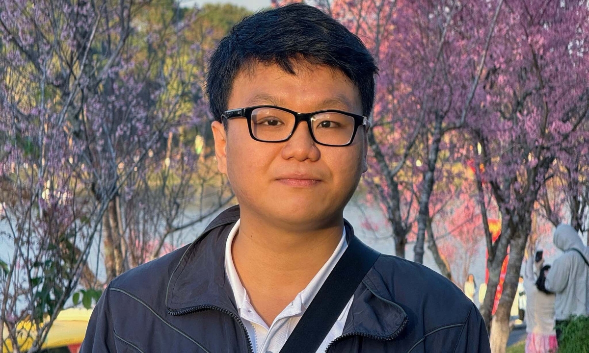 Chàng trai mê tháo bàn phím trúng tuyển Đại học Stanford