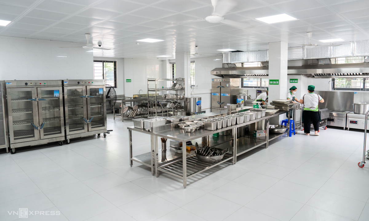 Hơn 2.900 trường học ở Hà Nội rà soát đầu mối thực phẩm bán trú