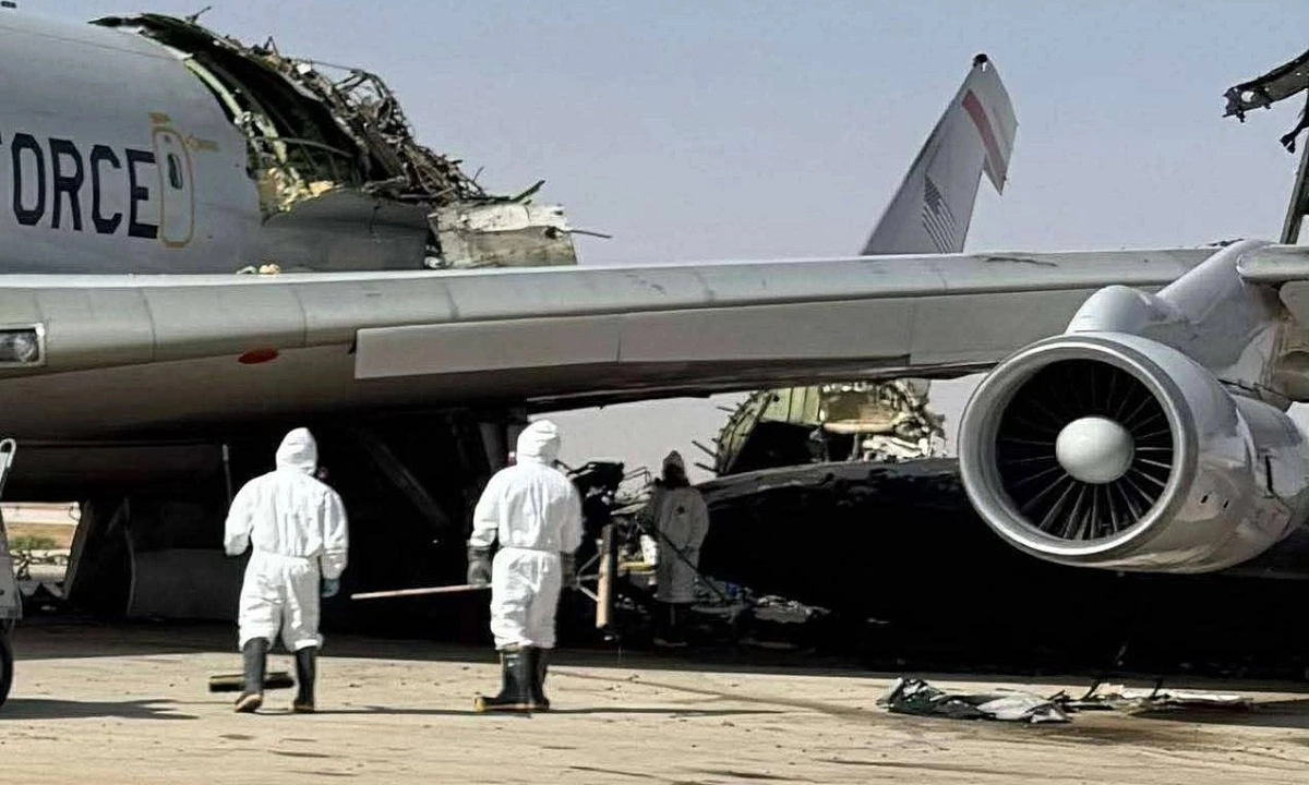 Iran có thể đã đánh trúng hai 'máy bay mắt thần' của Mỹ