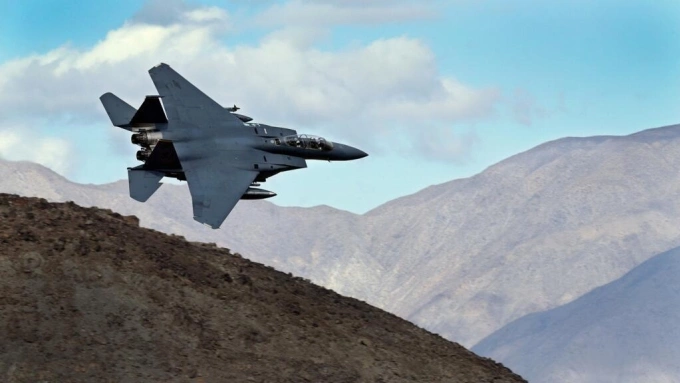 Một chiếc tiêm kích F-15 tại Mỹ hồi năm 2017. Ảnh: AP