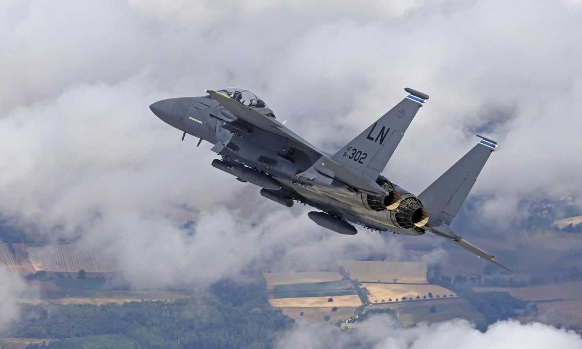 Vụ Iran bắn hạ máy bay 'dội gáo nước lạnh' vào Mỹ