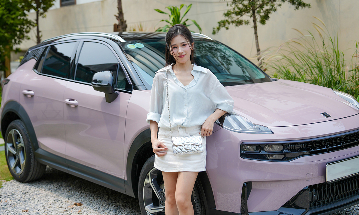 Chủ xe Lynk & Co 06: 'Xe an toàn, nhiều công nghệ hỗ trợ phụ nữ'