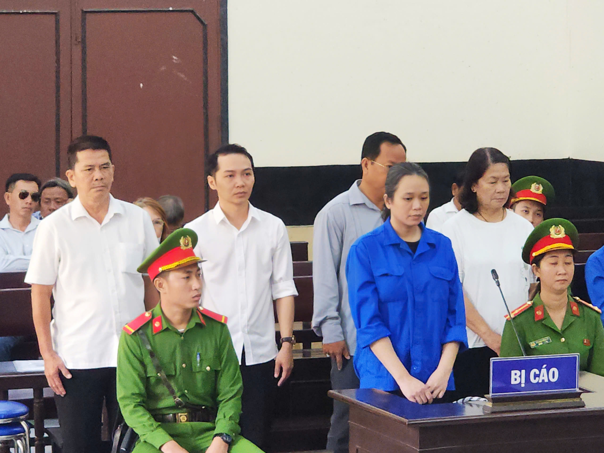 Kế toán 'phù phép' hóa đơn 60.000 lít xăng