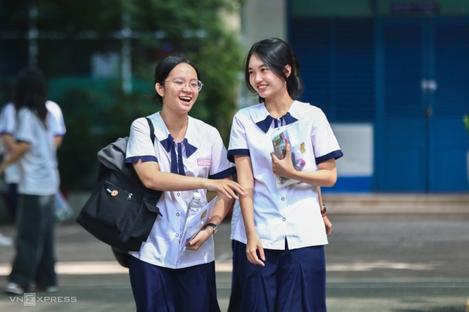Thí sinh TP HCM thi tốt nghiệp THPT 2025. Ảnh: Quỳnh Trần