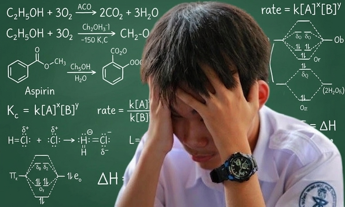 'Học sinh Việt lãng phí thời gian vì cân bằng phản ứng oxi hóa khử'