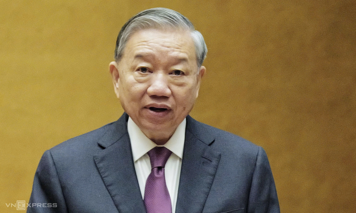 Điểm tin 17h: 'Cần 38 triệu tỷ đồng cho giai đoạn phát triển mới' | Nhà máy lọc dầu Dung Quất đủ dầu thô vận hành đến tháng 7