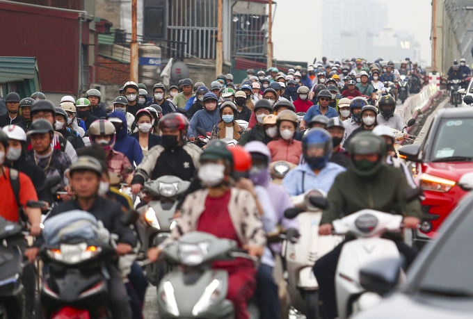 Môtô, xe máy tại Hà Nội và TP HCM sẽ kiểm định khí thải từ tháng 7/2027. Ảnh: Phạm Chiểu