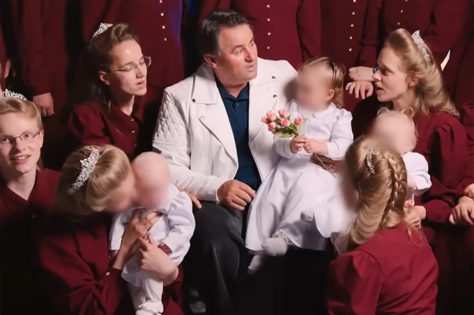 Samuel Bateman The False Prophet. Netflix