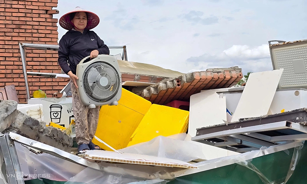 Hàng nghìn hộ dân Nghệ An chưa nhận được tiền hỗ trợ lũ lụt