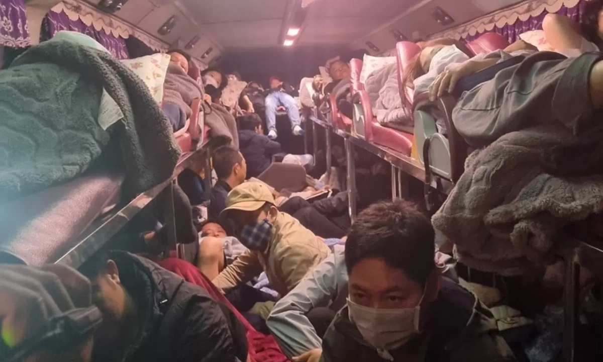 Dự kiến phạt tới 12 triệu đồng với ôtô khách không có camera trong khoang