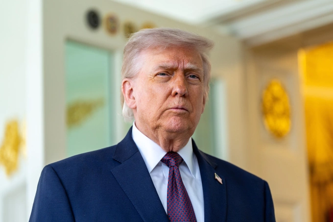 Tổng thống Donald Trump tại Nhà Trắng hôm 13/4. Ảnh: AP