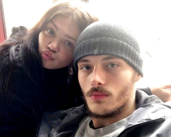 Jordan Herring (phải) và Bobbie Goodman bắt đầu mối quan hệ tình cảm vào tháng 2/2022. Ảnh: SWNS