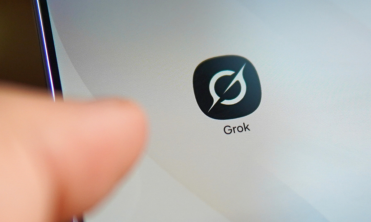 AI Grok tiếp tục bị phát hiện tạo ảnh khiêu dâm