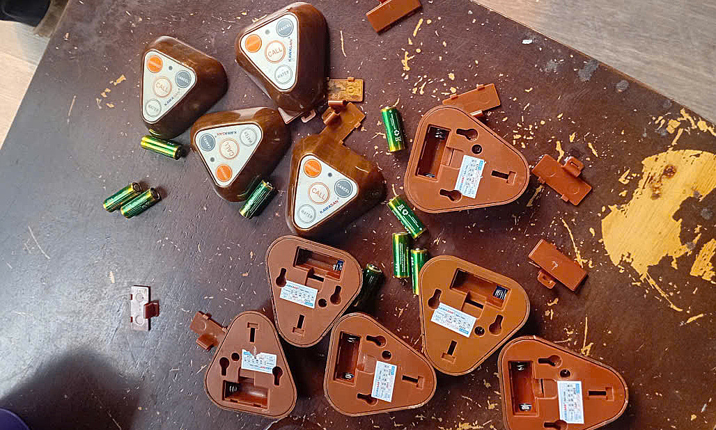 Nút bấm gọi đồ quán cà phê ở Hà Nội gây tê liệt loạt smartkey