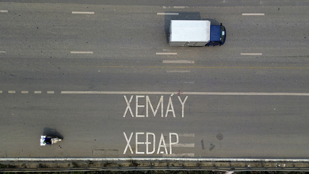 Hiện trang quốc lộ 1 qua Hà Nội trước khi mở rộng lên 10 làn xe