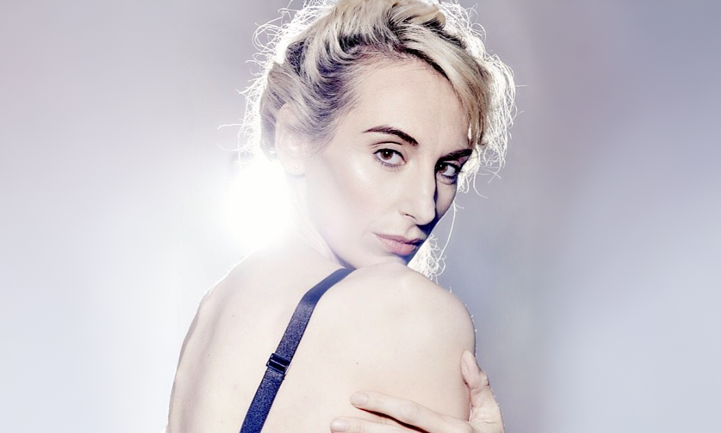 Màn kịch 'hưởng thừa kế khủng' của nữ người mẫu nổi tiếng