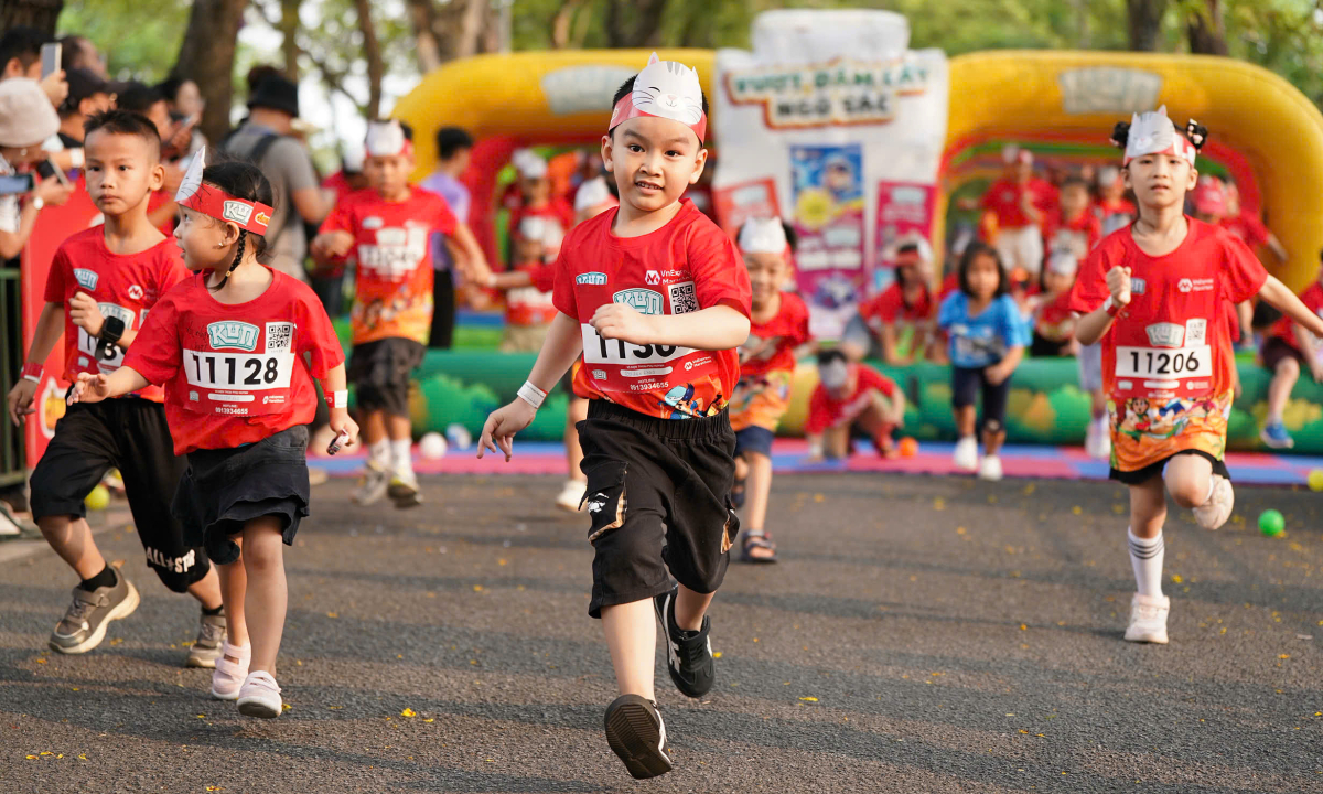 2.500 runner nhí tranh tài tại Kun Marathon Huế