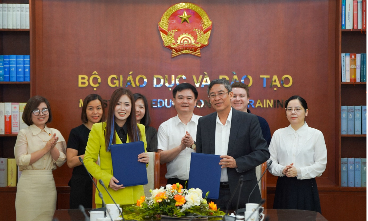 FSEL cùng Cục Nhà giáo ký hợp tác nâng cao năng lực tiếng Anh giáo viên